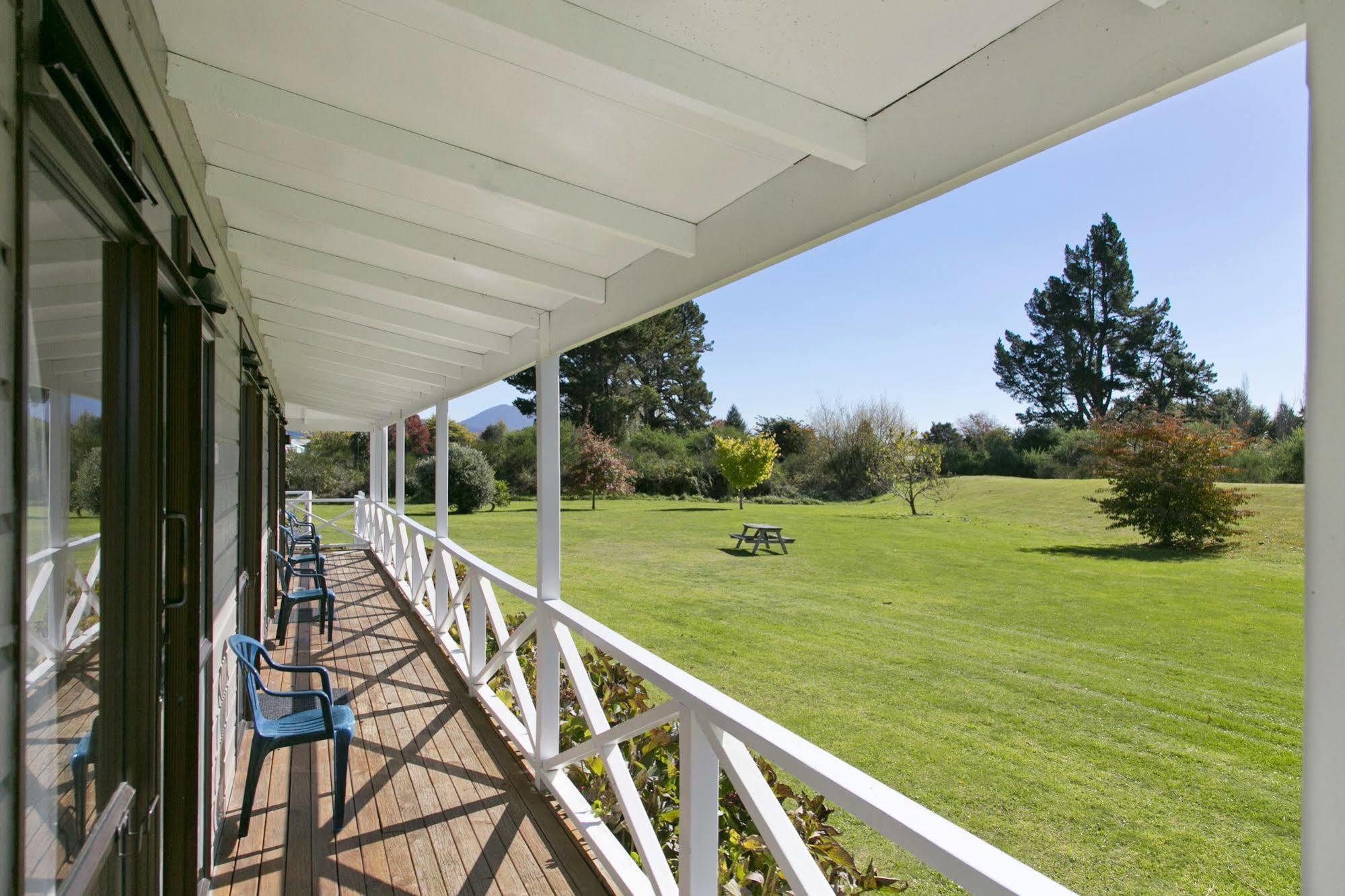 Turangi Bridge Motel Exterior foto